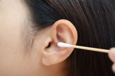 【耳掃除しない。回数を減らす】外耳炎を自力で治すのに最も効果があった方法